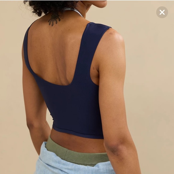 SMOOTHEZ Square Neck Cami - Picture 2 of 9